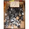 Image 1 : BOX OF FORKS