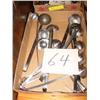 Image 1 : LADLES