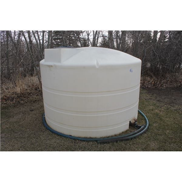 1250 Gallon Water Tank C/W 20' Hoses & Valve