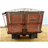 Image 10 : 1975 Chev C65 3 Ton Grain Truck, 15' Wooden Box, Hoist, Roll Tarp ,366 V8, 5&2 speed, 97663 Miles SN