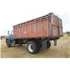 Image 2 : 1975 Chev C65 3 Ton Grain Truck, 15' Wooden Box, Hoist, Roll Tarp ,366 V8, 5&2 speed, 97663 Miles SN