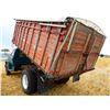 Image 9 : 1975 Chev C65 3 Ton Grain Truck, 15' Wooden Box, Hoist, Roll Tarp ,366 V8, 5&2 speed, 97663 Miles SN