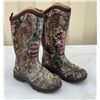 Image 1 : Muck Pursuit Stealth Boots, Women's Size 10 in Realtree Xtra/ Pink
