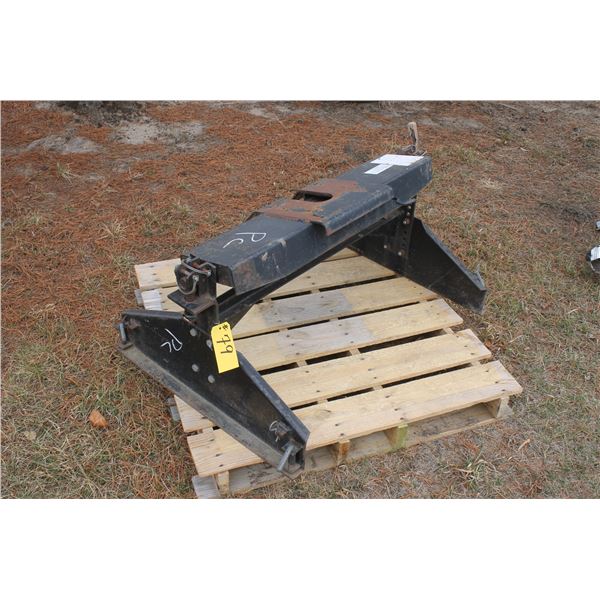 5th wheel hitch (no rails)