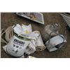 Image 2 : Propane tank, fan, sacks, sling, bag of recycled glass