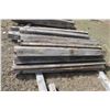Image 1 : 27- 3 1/2" x 4 1/2", 7' posts