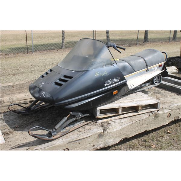 1983 Safari 447 snowmobile, #360300912, was running when parked