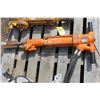 Image 1 : Orange hyd. Jack hammer