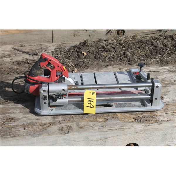 Skilsaw, flooring saw (working)