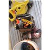 Image 3 : 1/2 Hp utility mortor, 1500lb elec. Winch, tool belt and tools, fibreglass 300' tapeline and tote c/
