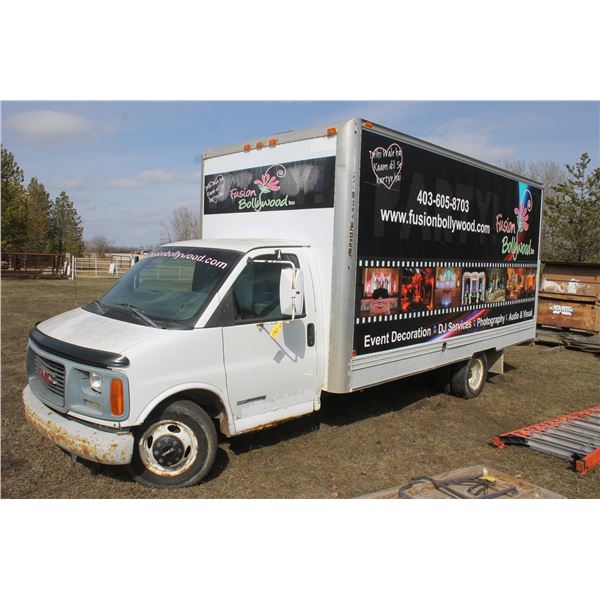 GMC 1997 3500 cargo van, #1GDJD31R2W1005648 (16' was running when parked, no key c/w contents)