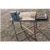 Image 2 : Steel table c/w 8" mounted swivel vise