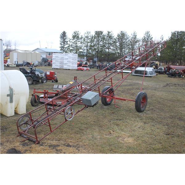 Gas square bale elevator (turns over)