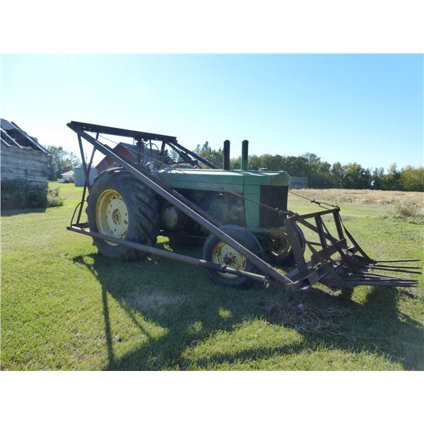 JD R Tractor #12897- Pup Start c/w Farm Hand Loader, Runs Nice, Shedded (At Adolph's, PH. Adolph Pas