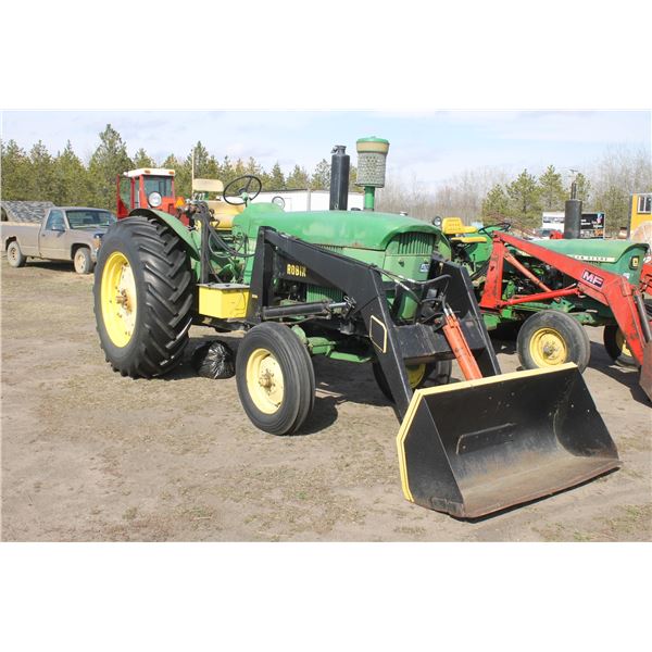 JD 4010, diesel c/w robin loader, single hyd. PTO, showing 7953 hrs, #22T8436, Running, motor makes