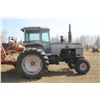 Image 5 : White 2-135 Field boss, showing 5487 hrs, 2 hyd., PTO, 18.4x38 rubber, duals, engine blow by #401446