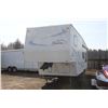 Image 2 : 1999 Forest River Sierra 27' 5th wheel trailer, 1- slide, rear kitchen, spacious bathroom, full show
