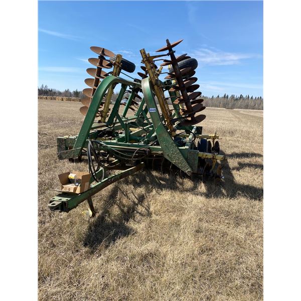 JD 230 tandem disc, rear hitch, #016978, extra parts