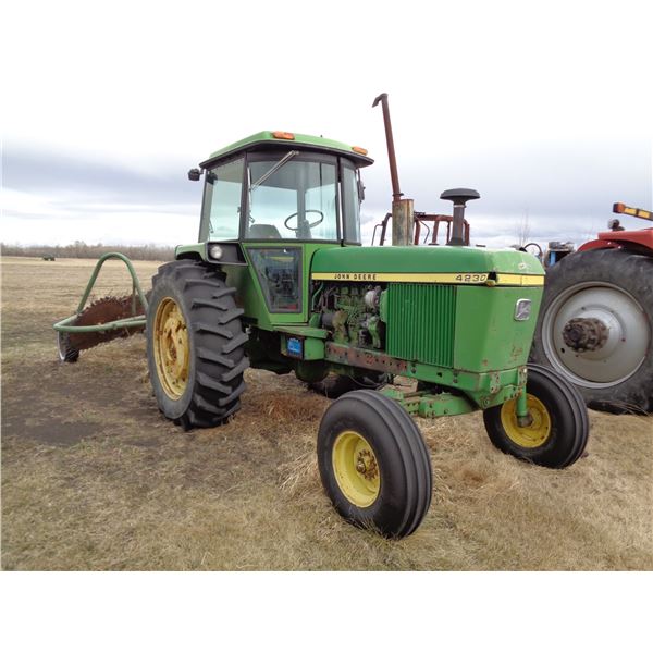 JD 4230 Tractor CAHR, Showing 0740 hrs, 2 hyd., F 1000x16 & R 18.4x38 rubbers, SN. 4230 H 039389R, T