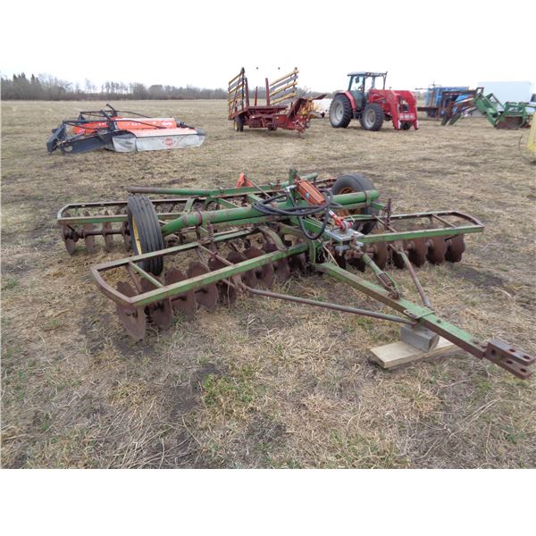 JD Field Disc 12' c/w 14" Blades (PH Terry (780) 907-4064) Location 4.1 Km North from Hwy 16 on RR 2