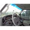 Image 6 : 2006 Ford E450, gas c/w 17' van body, showing 218,506 Km, 225/16 tires, SN. 1FDXE45P4LDA27227 (PH Te