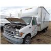 Image 4 : 2001 E350 Ford, 7.3L Diesel Auto, c/w 16' van, showing 424,350 km, SN. 1FDWE35F91HA99751 (PH Terry (