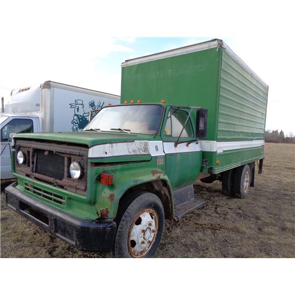Chev C60 V8, 5 spd, 14' Van body, roll-up doors, 8.25x20 Tires, SN. CCE614V155674 (PH Terry (780) 90
