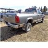 Image 4 : 2006 Dodge 2500 crew cab long box, cloth, 5.9L 24 valve, tail gate damage, Km's not visible (No fuse