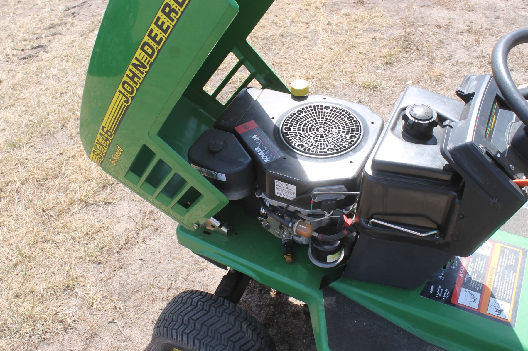 JD mower 14hp stx 46 w/bagger, running 5 spd 242385