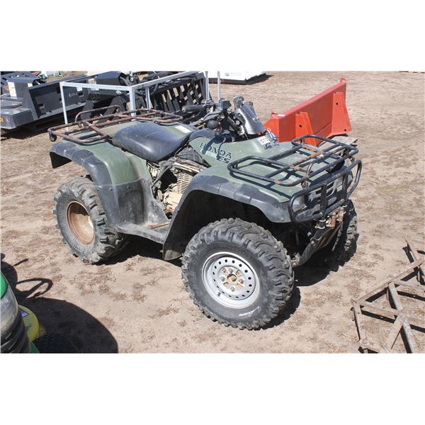 Honda Fourtrax E5  carb is off