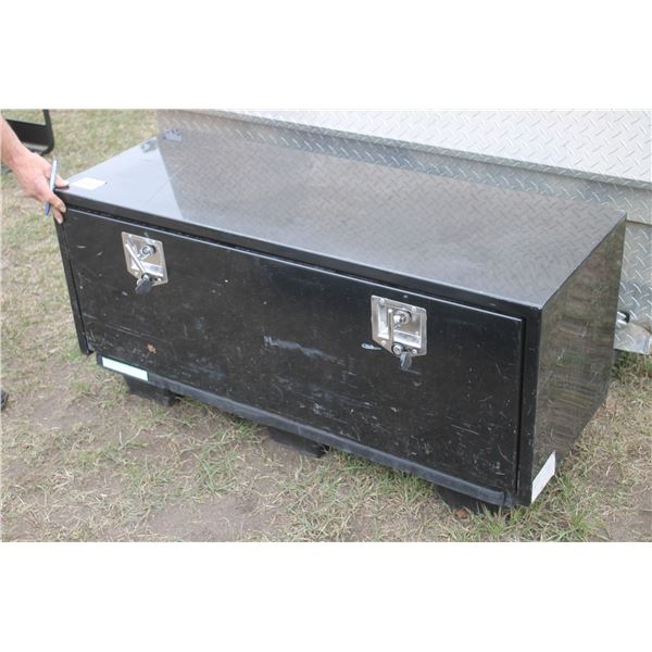 48" Tool box with key