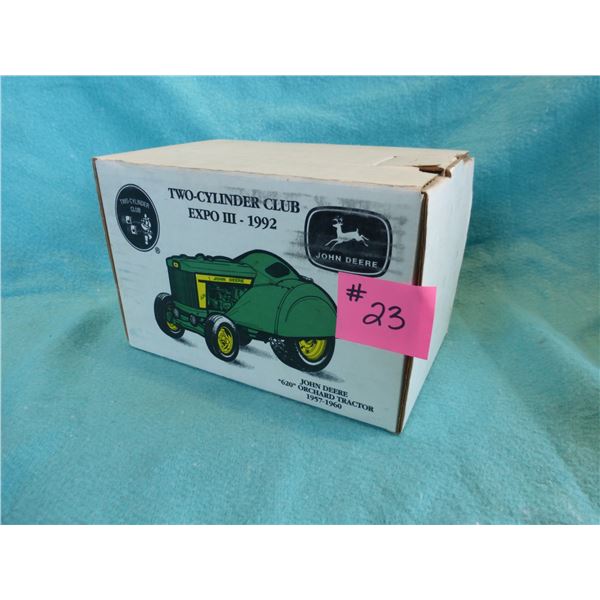 Approx. 1/16 JD 620 Orchard Tractor 1957-60
