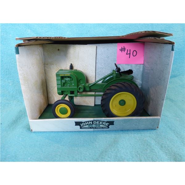 1/16 JD 1941-46 Model LA