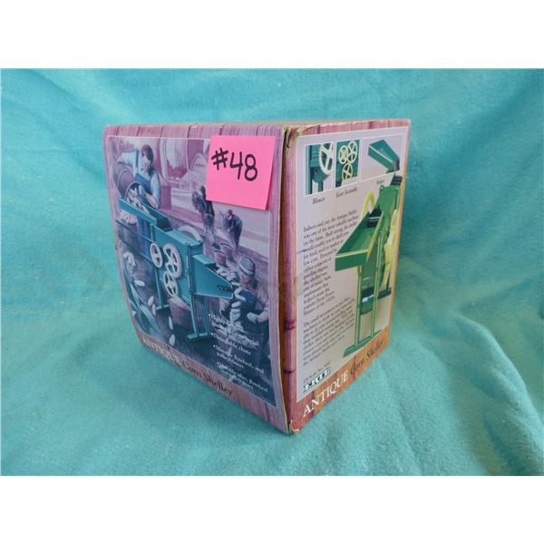 1/8 Antique corn sheller