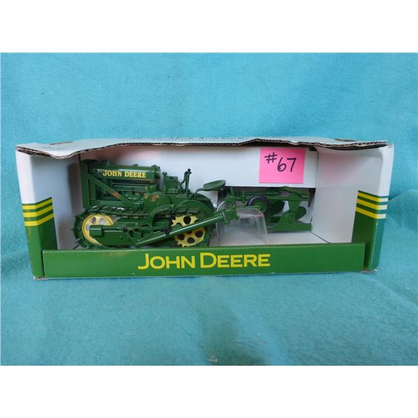 1/16 JD Lindeman crawler/ 2 bottom plow