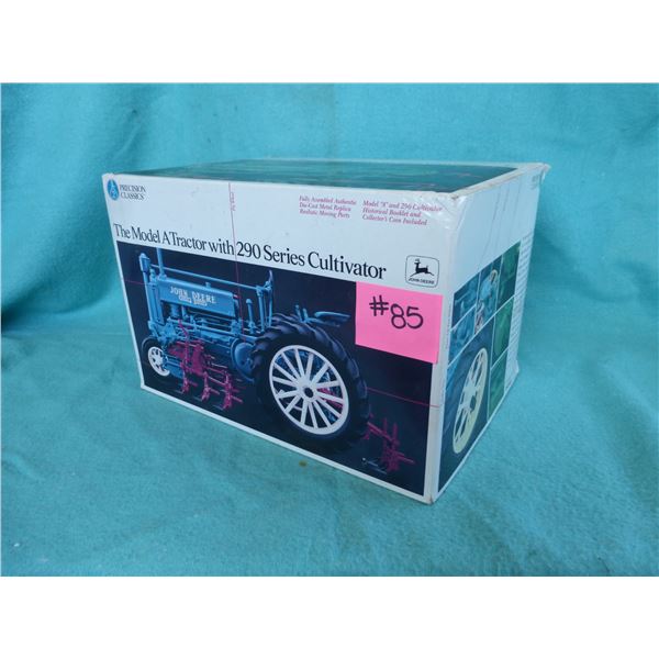 1/16 Precision classics JD Model A with 290 series cultivator