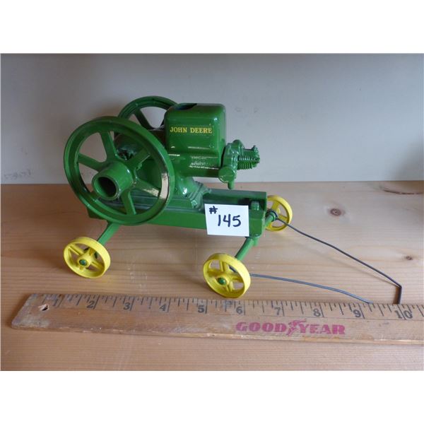 1/16 JD Model E engine