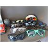 Image 3 : Qty of sun glasses, bluetooth speaker etc.