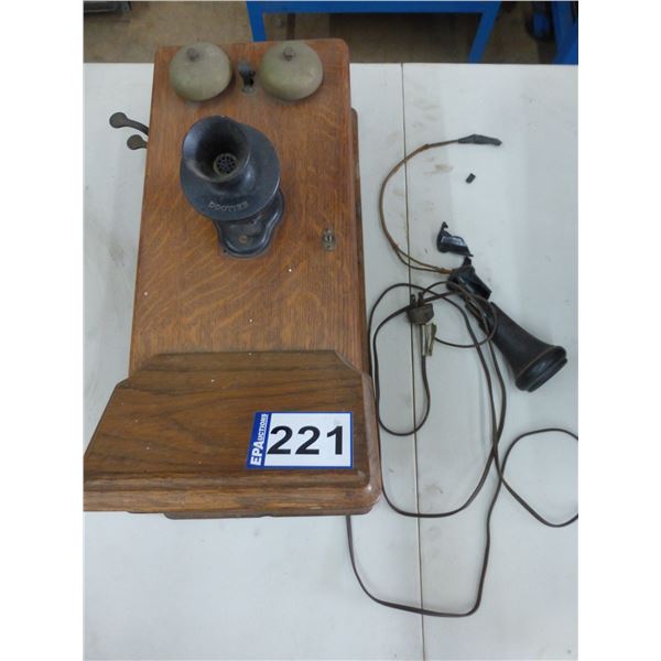 Kellogg phone (some speaker damage)