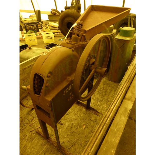 Corn sheller