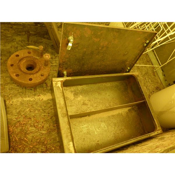 Hub,  pair of trailer fenders 68" x 10" & steel box 26" x 18" x 6"