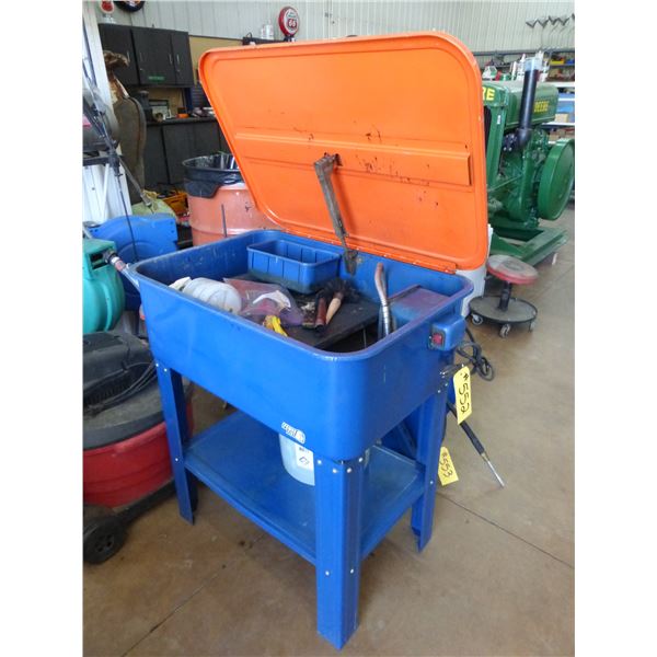 Power fist parts washer