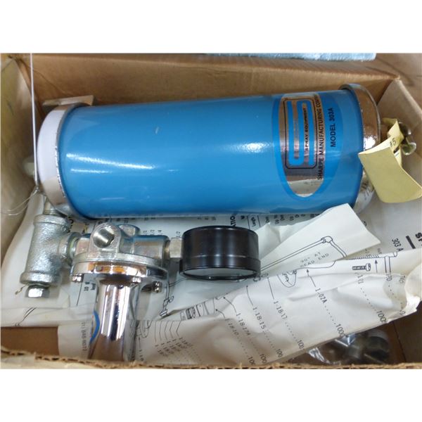 Air pressure regulator and filter