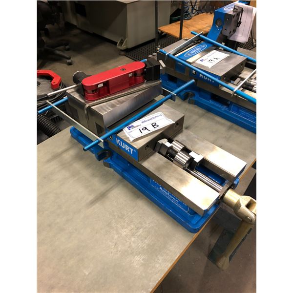 KURT HD690 VICE WITH EXTRA HEIGHT VICE JAWS, TABLE MOUNTED WORK STOP ...