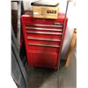 Image 1 : WATERLOO SHOP SERIES 5 DRAWER MOBILE TOOL BOX WITH CONTENTS OF ASSORTED LATHE TOOLING