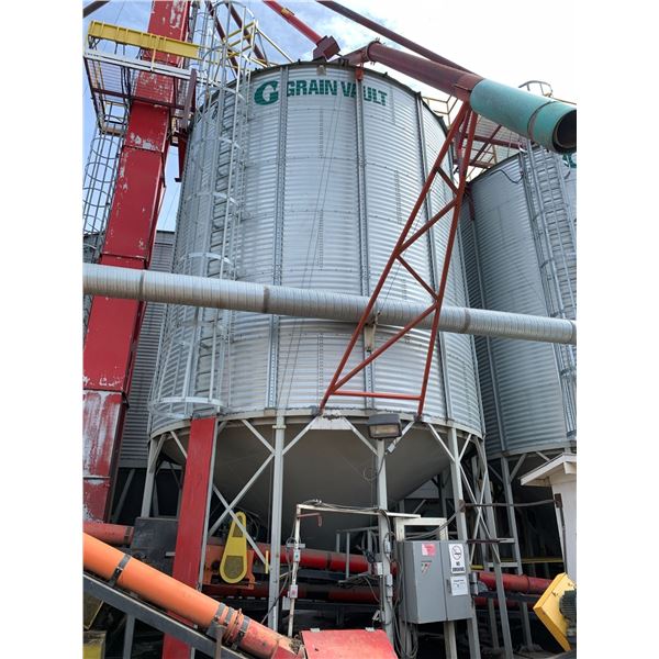 Grain Vault Hopper Bottom Bin - 21' Diameter, 6 Ring High - Purchaser is solely responsible for dism