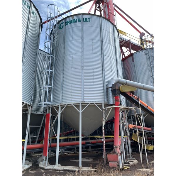 Grain Vault Hopper Bottom Bin - 21' Diameter, 6 Ring High - Purchaser is solely responsible for dism