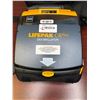 Image 3 : Life Pak CR Plus Defibrillator retail $1,695