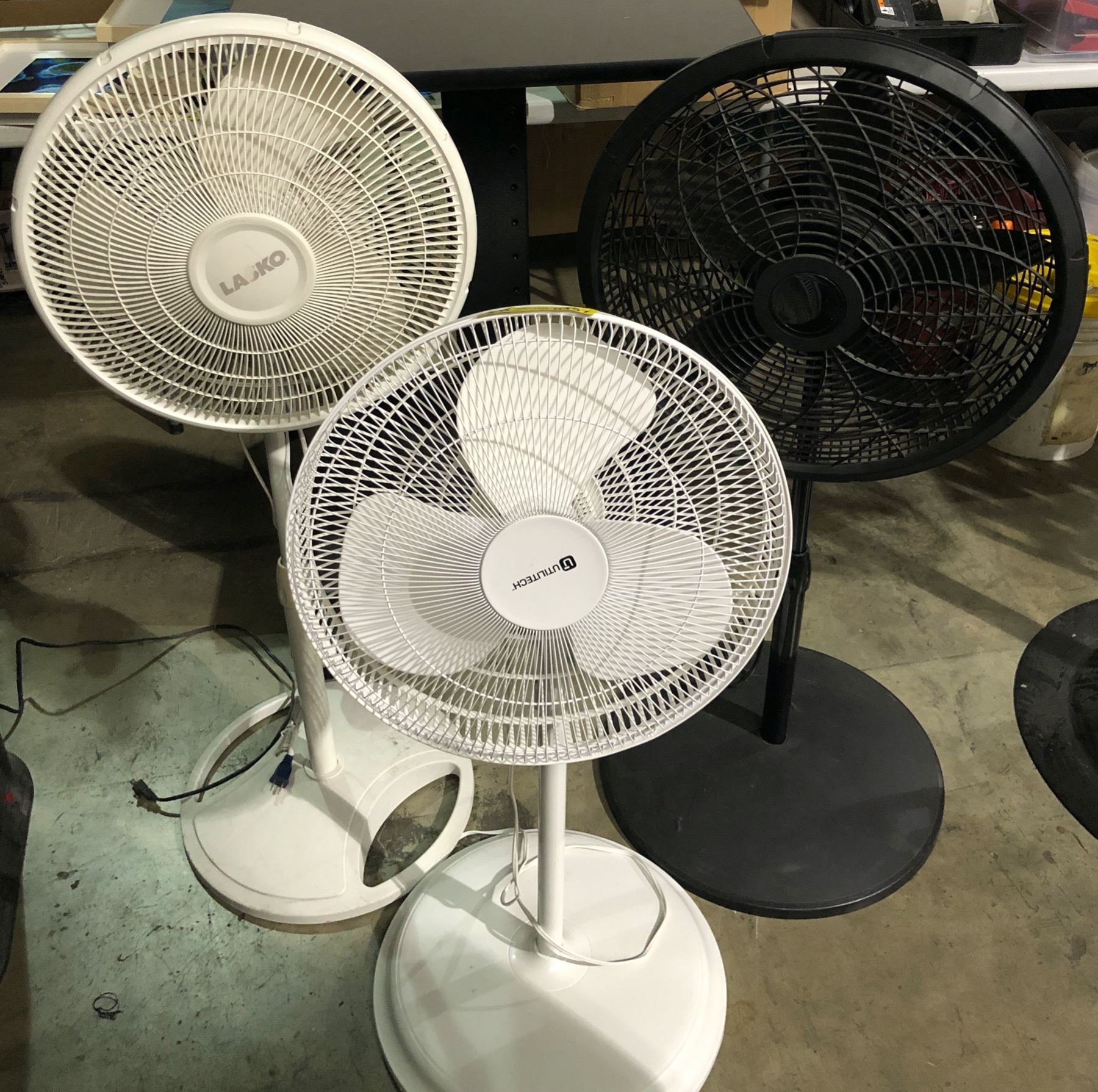 Sorting Fan Group of 3 assorted floor fans