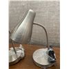 Image 2 : 4 Brushed Nickel Gooseneck Lamps